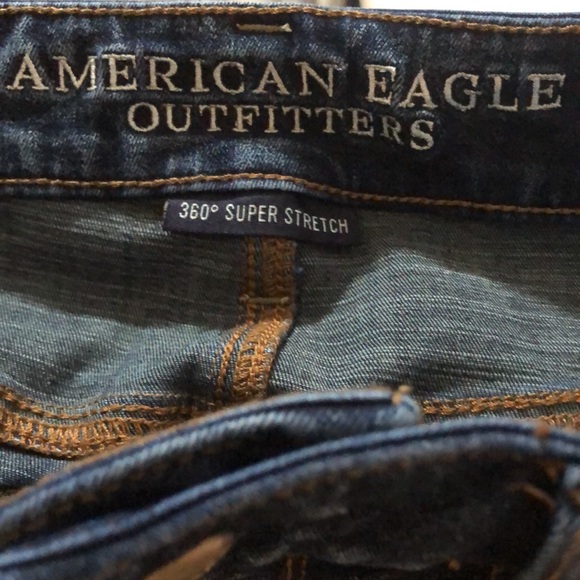 American Eagle π₯³2xHPπ₯³Outfitters Distressed Jeans - Picture 3 of 7